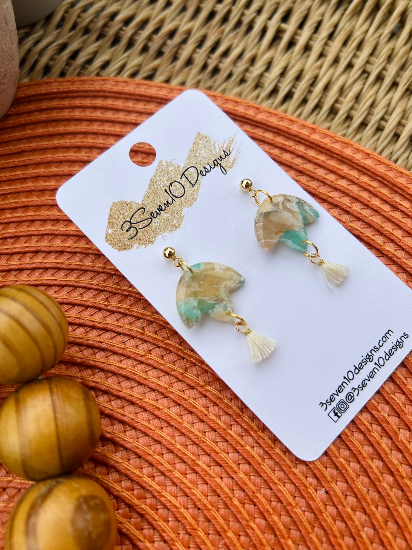 Aqua Stone Dangle w/tassel